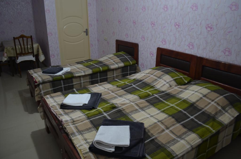 Alex'S Cosy Guesthouse Tbilisi Rom bilde