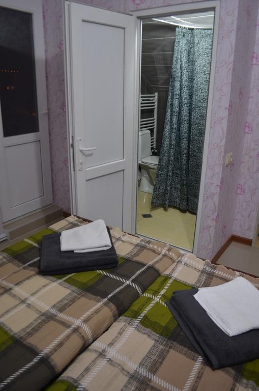 Alex'S Cosy Guesthouse Tbilisi Rom bilde